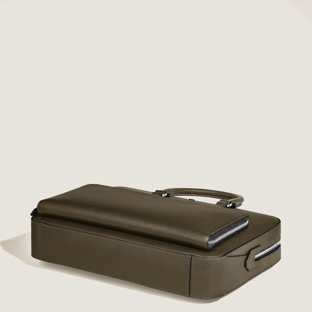 Medium Briefcase with Pocket in Sartorial Leather