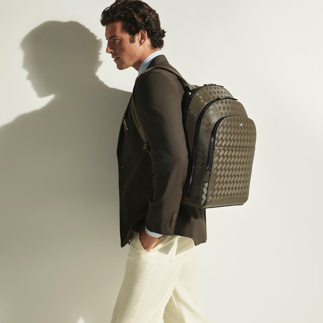 Large Backpack with 3 Compartments in Extreme Leather