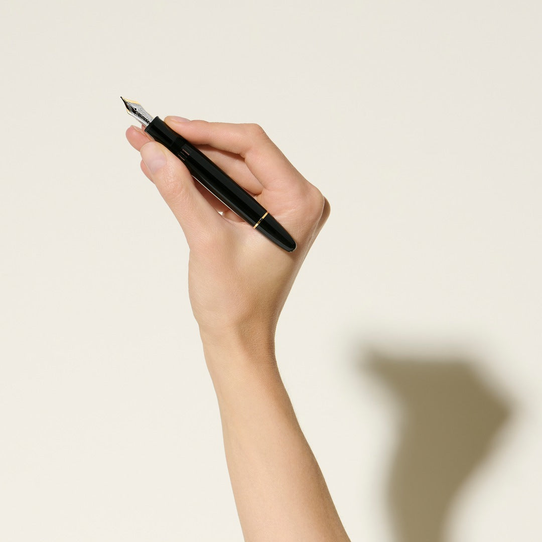 Meisterstück Gold-Coated LeGrand Fountain Pen