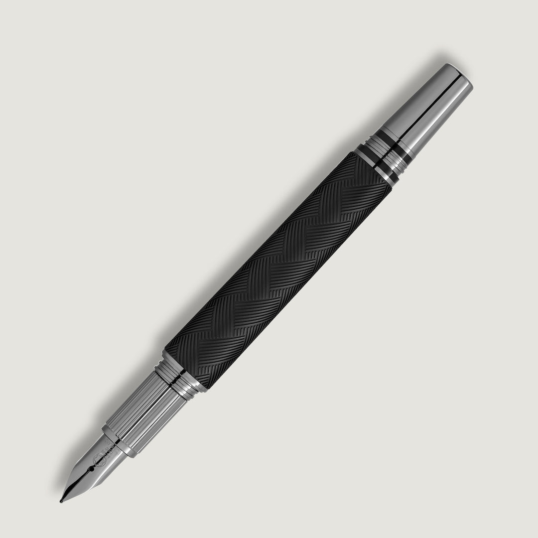 StarWalker Extreme Doué Fountain Pen