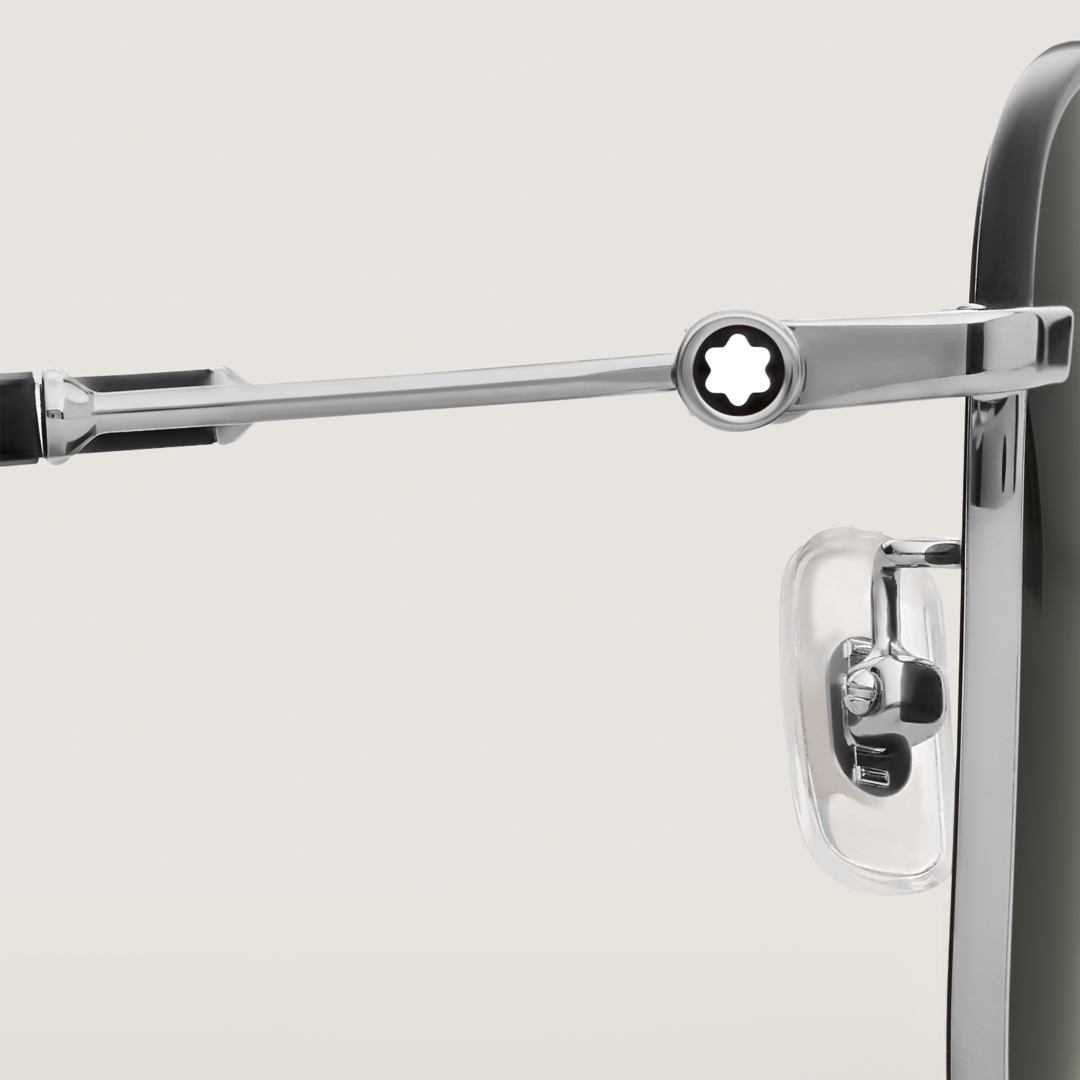 Squared Sunglasses With Silver Coloured Metal Frame