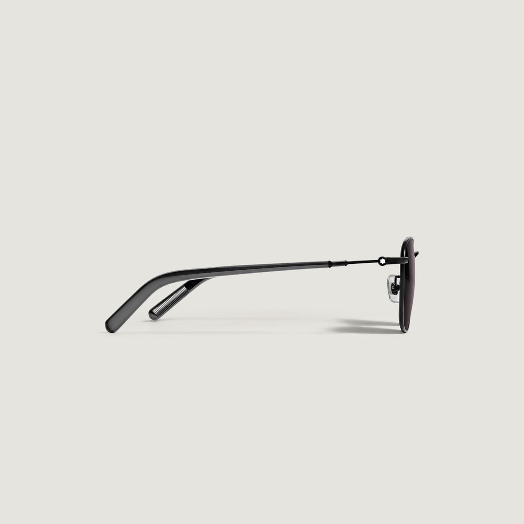 Squared Sunglasses With Black Coloured Metal Frame