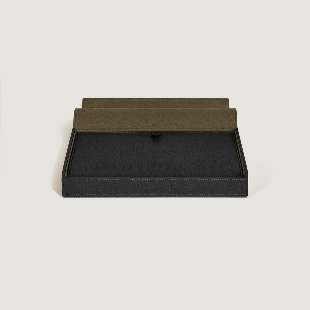 Travel Box for 8 Writing Instruments in Grain Leather