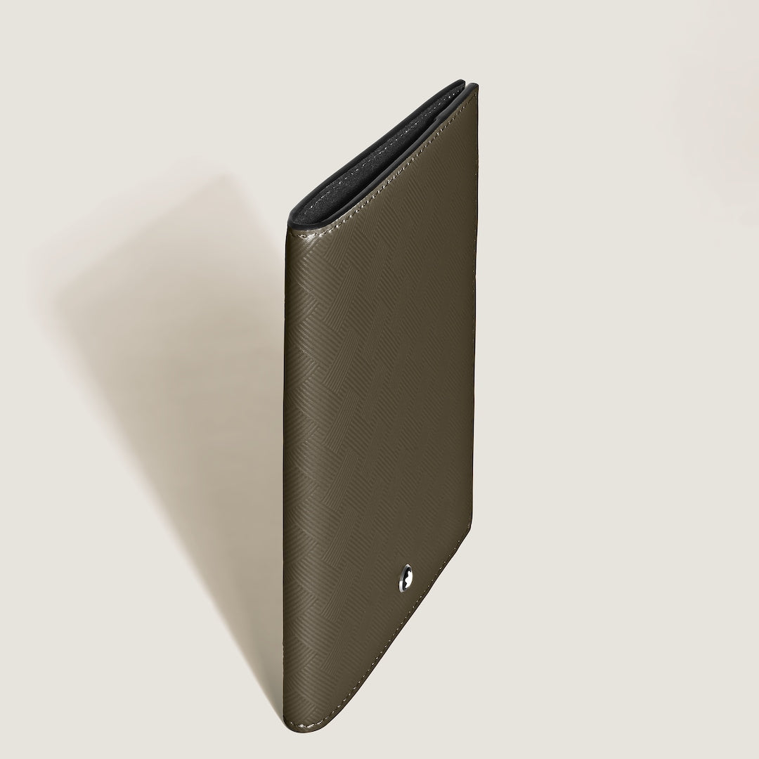 Passport Holder in Extreme Leather