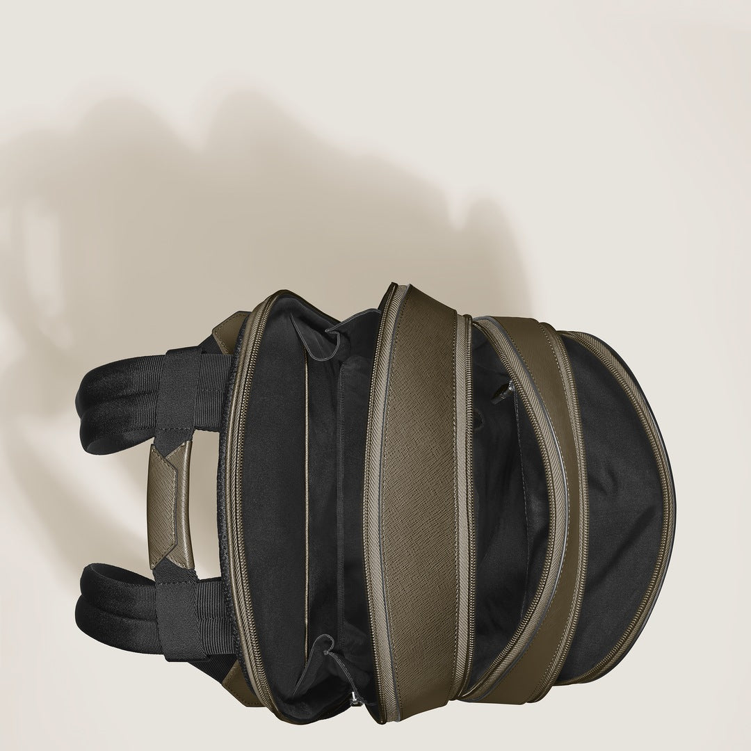 Medium Backpack with 3 Compartments in Sartorial Leather