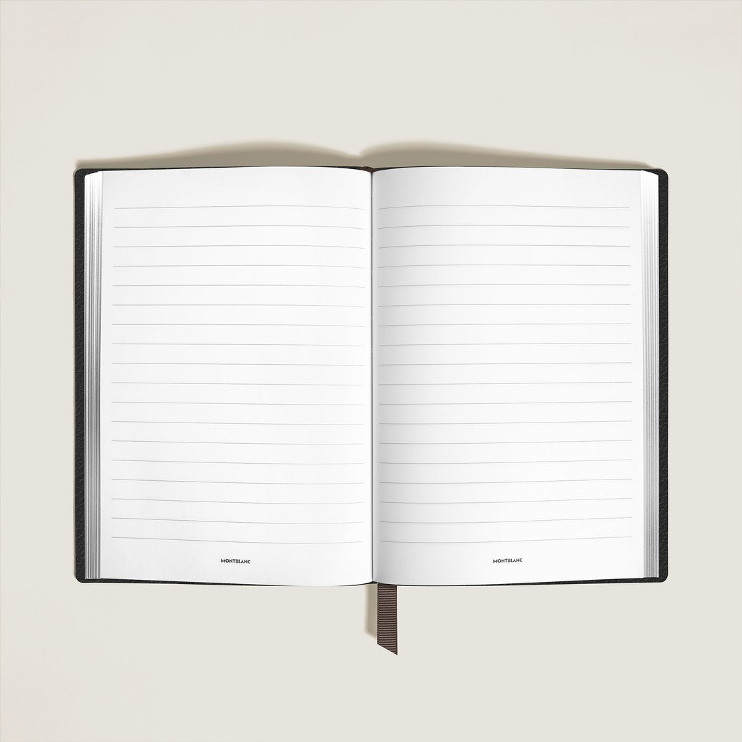 Medium Notebook in Grain Leather, Lined Pages