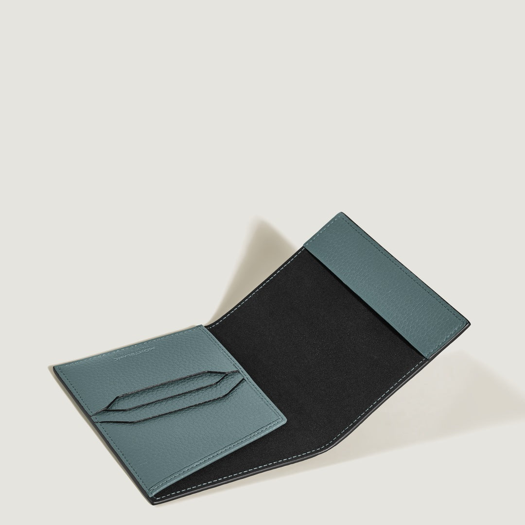 Passport Holder in Grain Leather