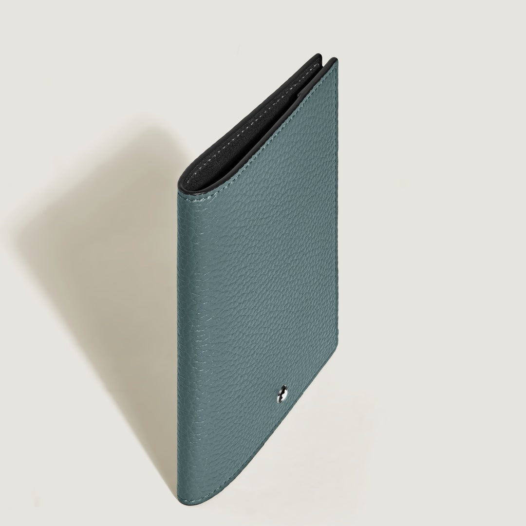 Passport Holder in Grain Leather