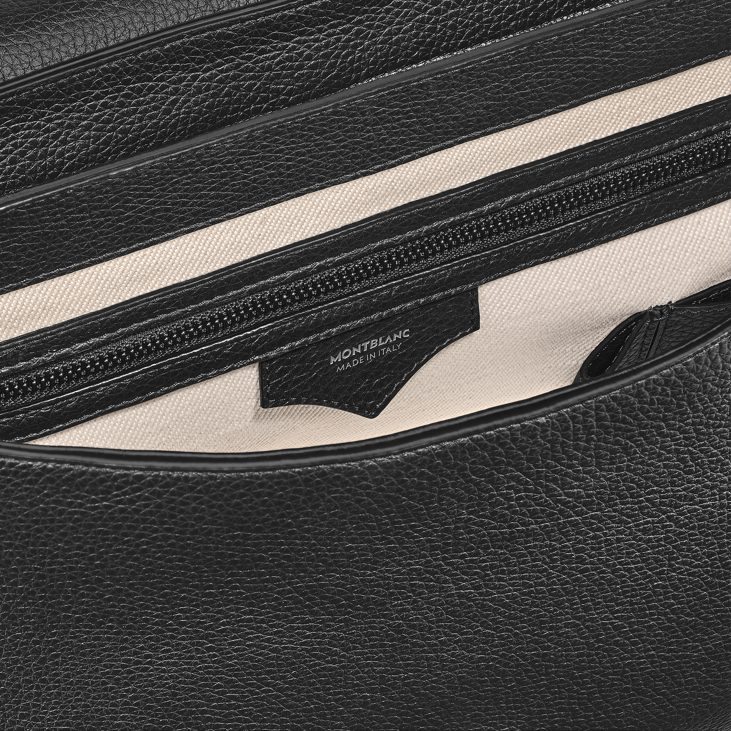 Grain briefcase Black