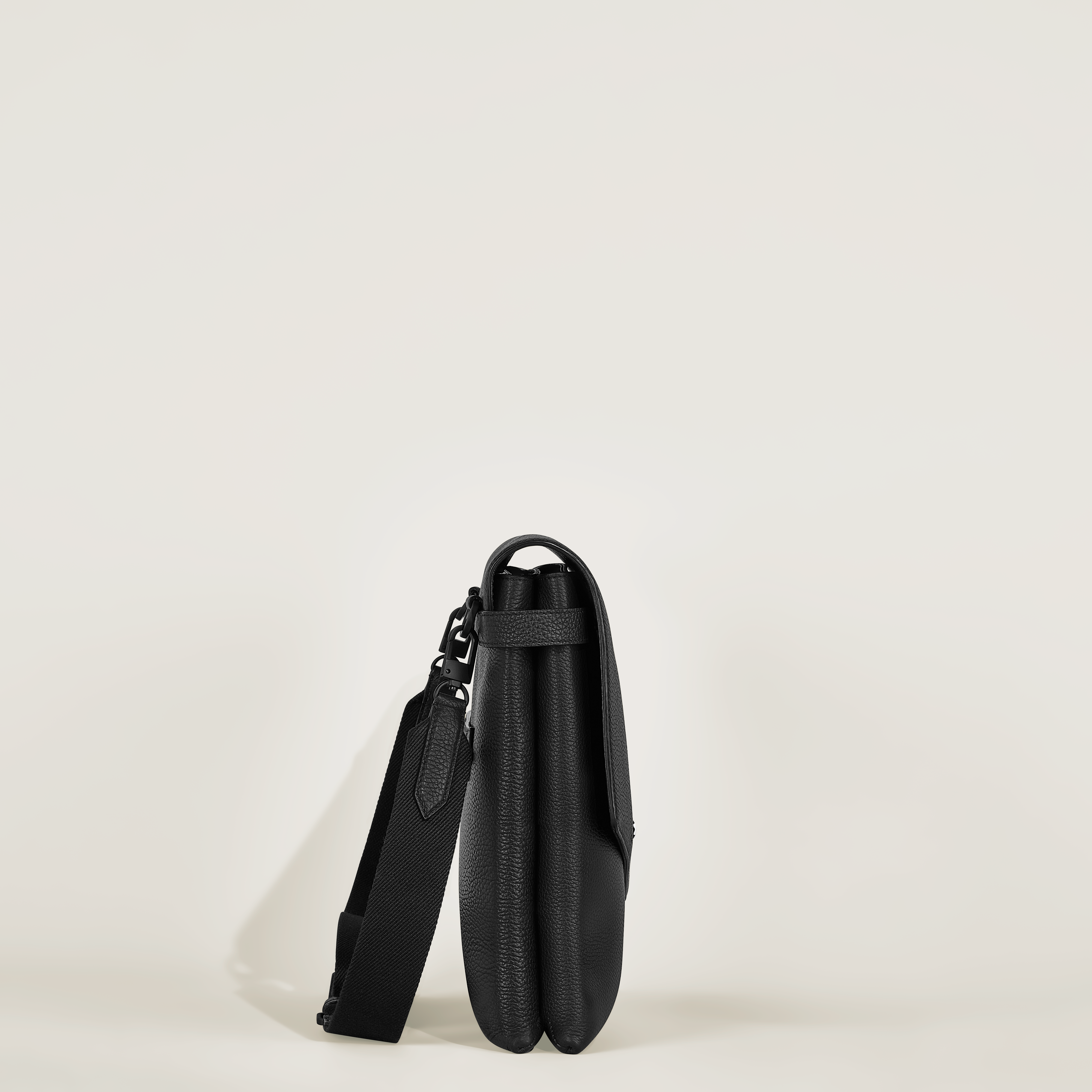 Grain briefcase Black